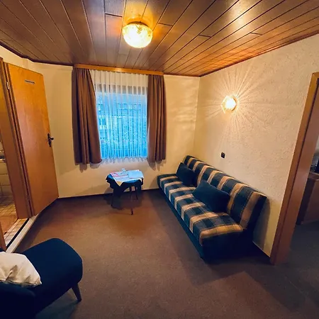 Konukevi Milberg Assmannshausen 3*